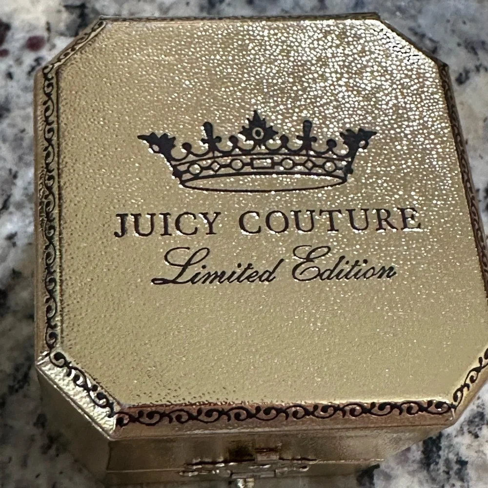 Juicy Couture 2009 Limited Edition Valentine Box of Chocolates Charm YJRU2672 - Picture 14 of 15
